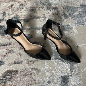 Kelly & Katie Black Pointed Toe Heels